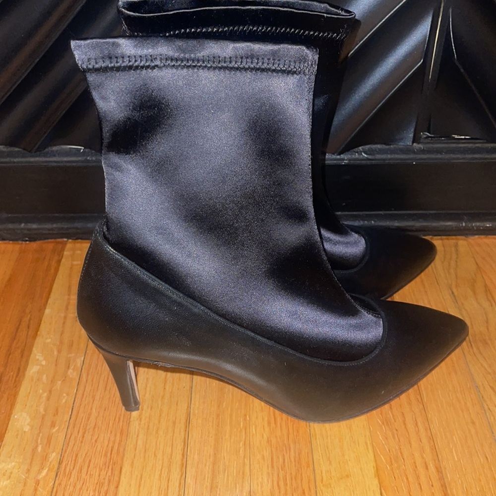 Boots - Picture 2 of 4